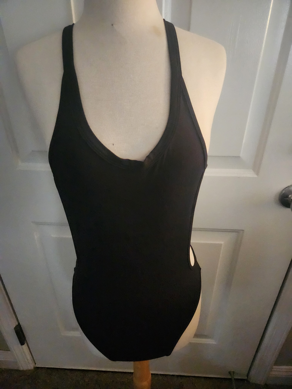 Black Women's Scoop Neck Swimsuit - Classic Swim/Undergarment